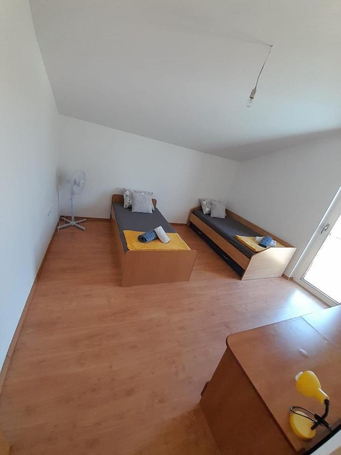Holiday Home Anita Unesic Kültér fotó