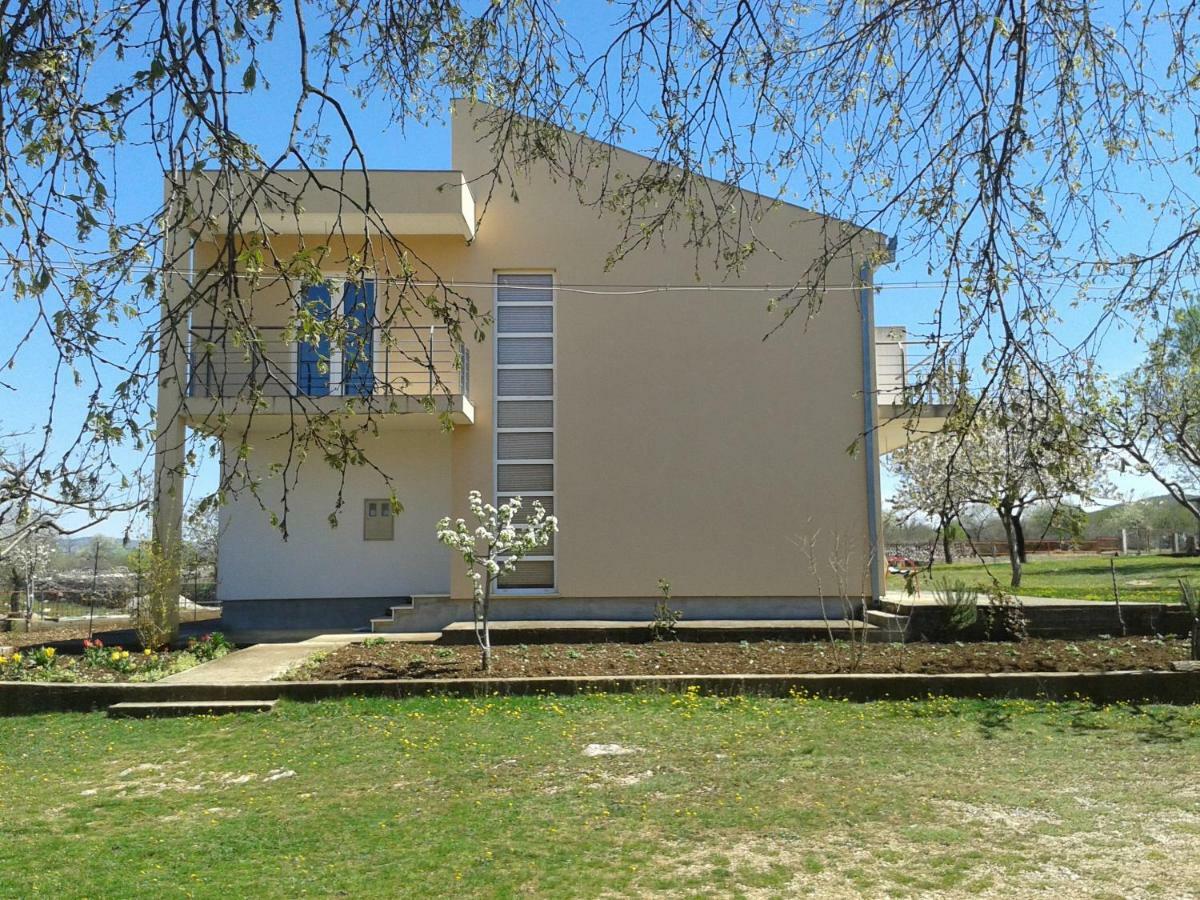 Holiday Home Anita Unesic Kültér fotó