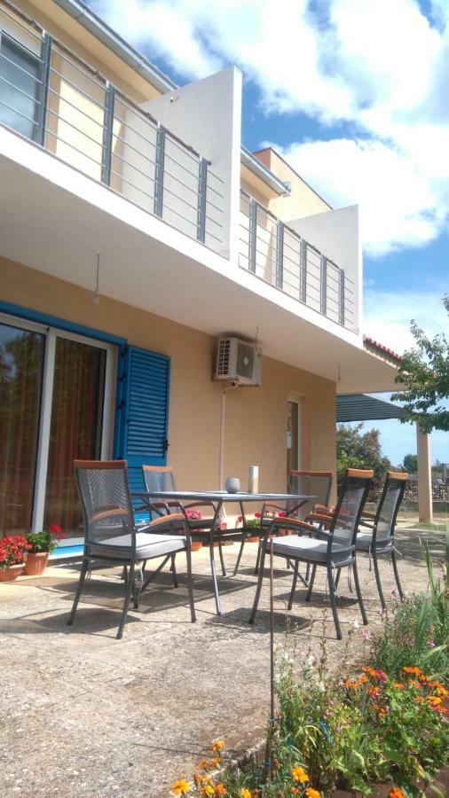 Holiday Home Anita Unesic Kültér fotó